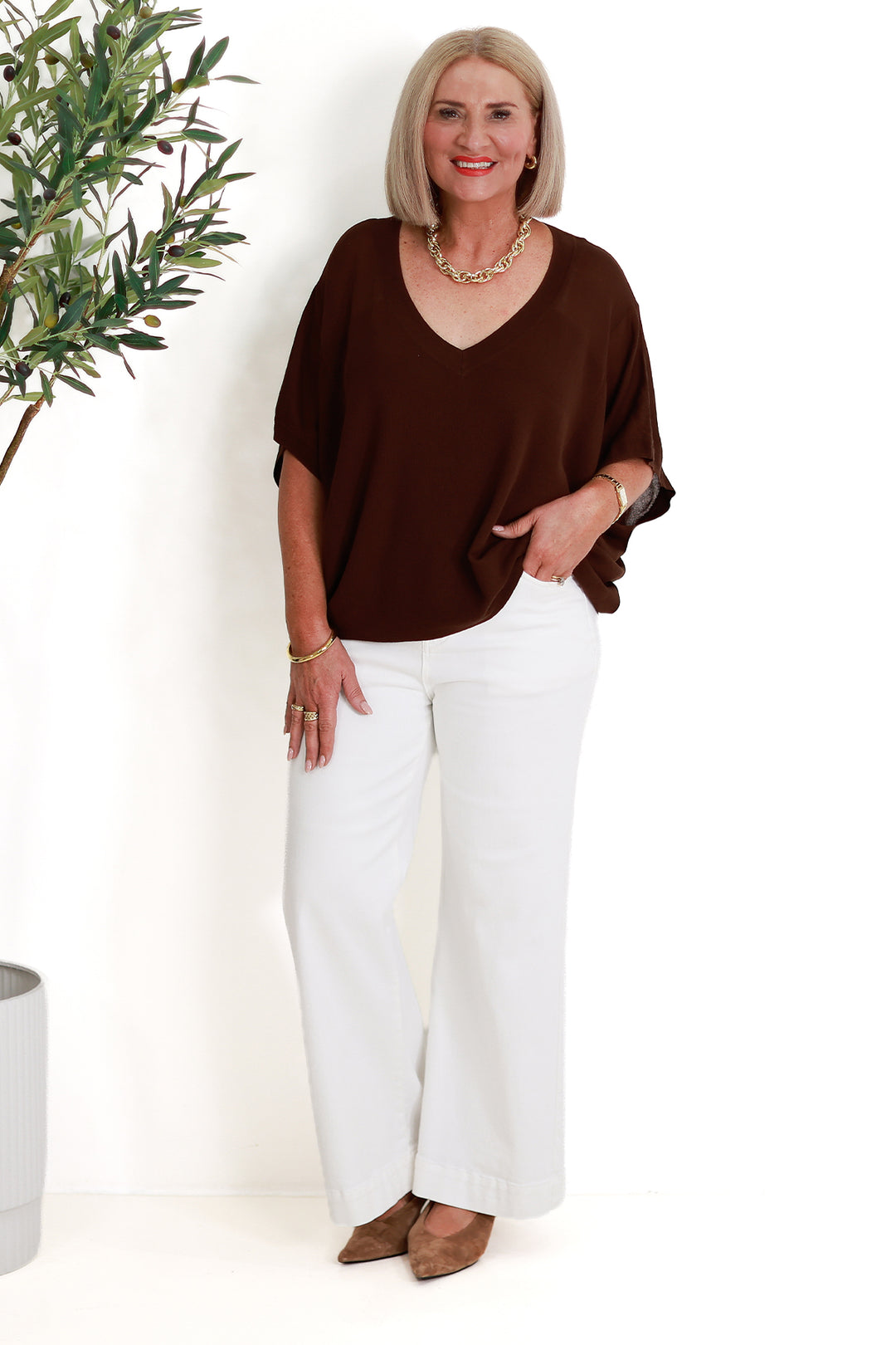 Irises V-Neck Top |CHOCOLATE