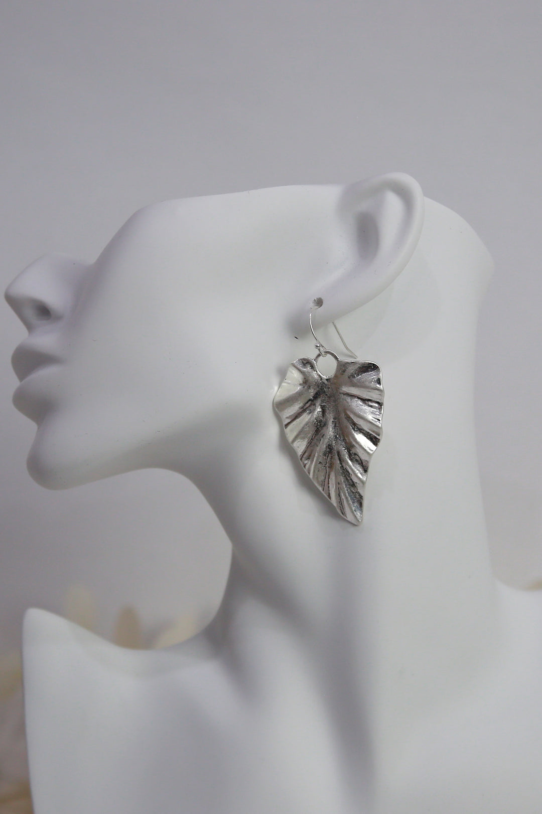Mizu Leaf Earring | Silver