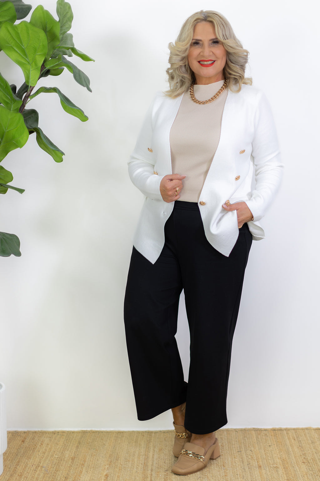 Bella Knit Blazer | White