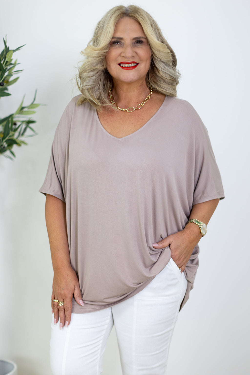 Armeni Batwing T Shirt | Taupe