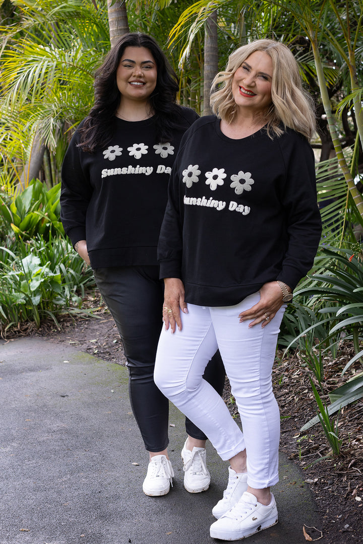 Daisy Crew | BLACK Taupe