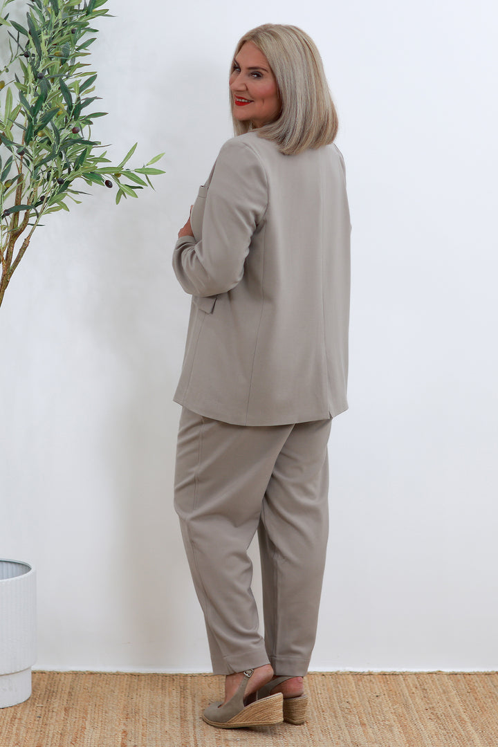 Eden Stretch Blazer |  TAUPE