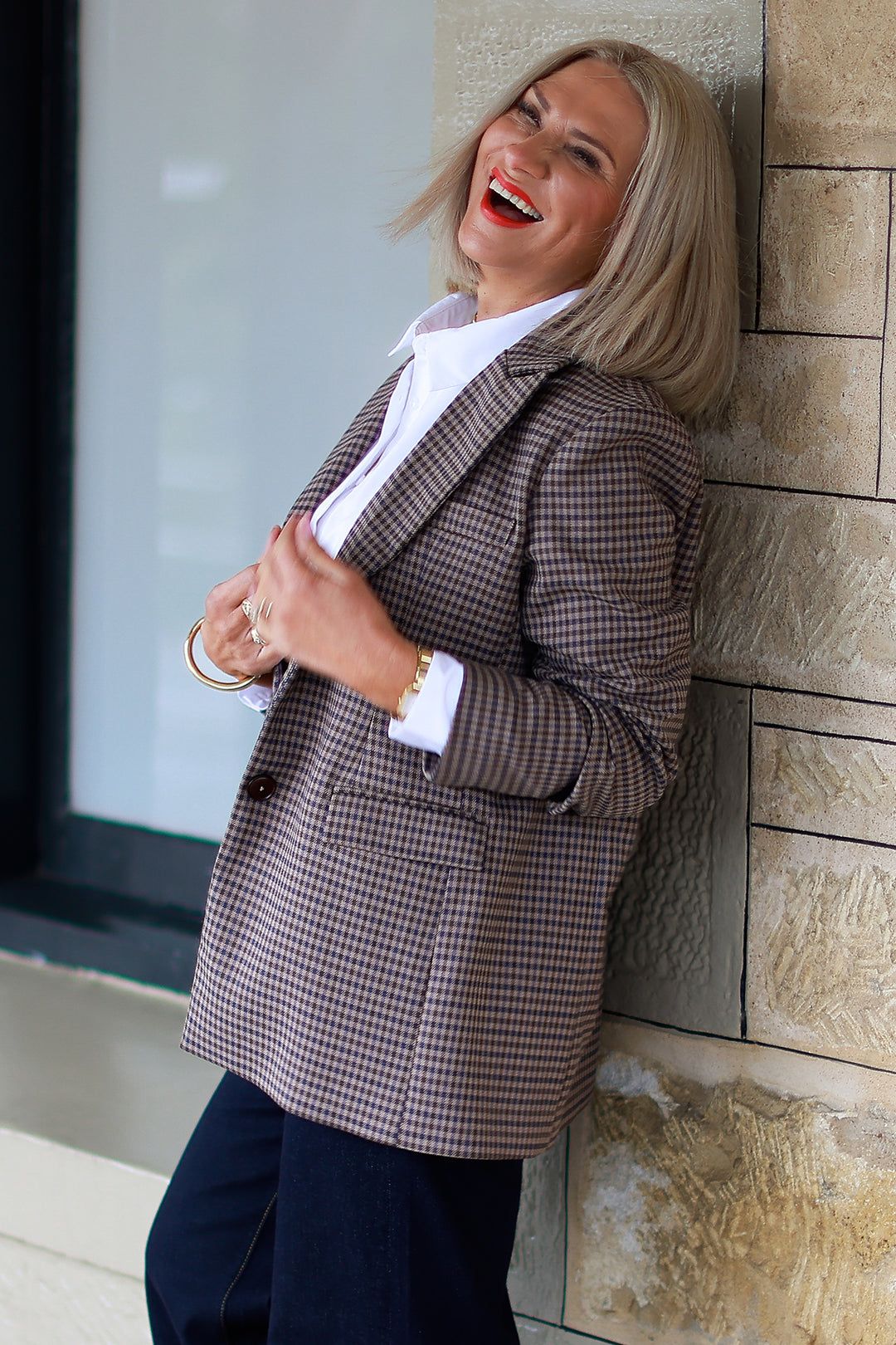 Eden Stretch Blazer |  PLAID NAVY & CHOC