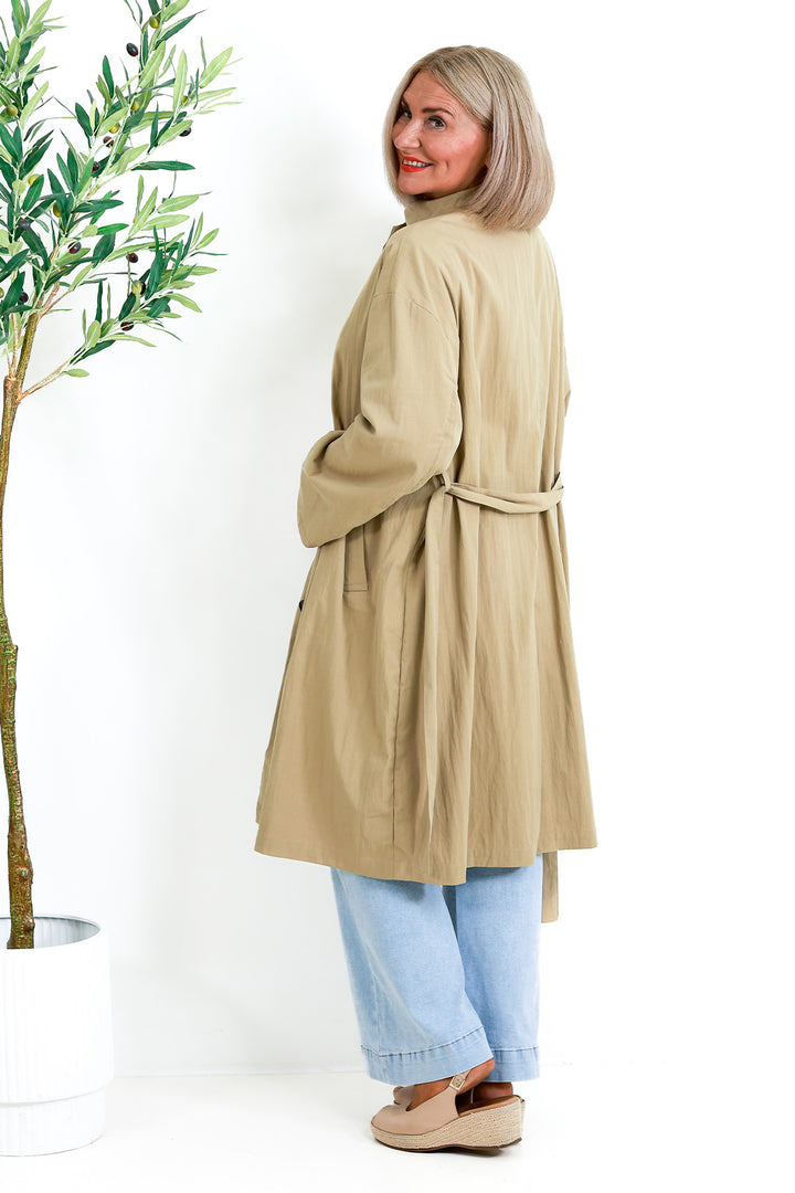 Eva Trenchcoat | TAN