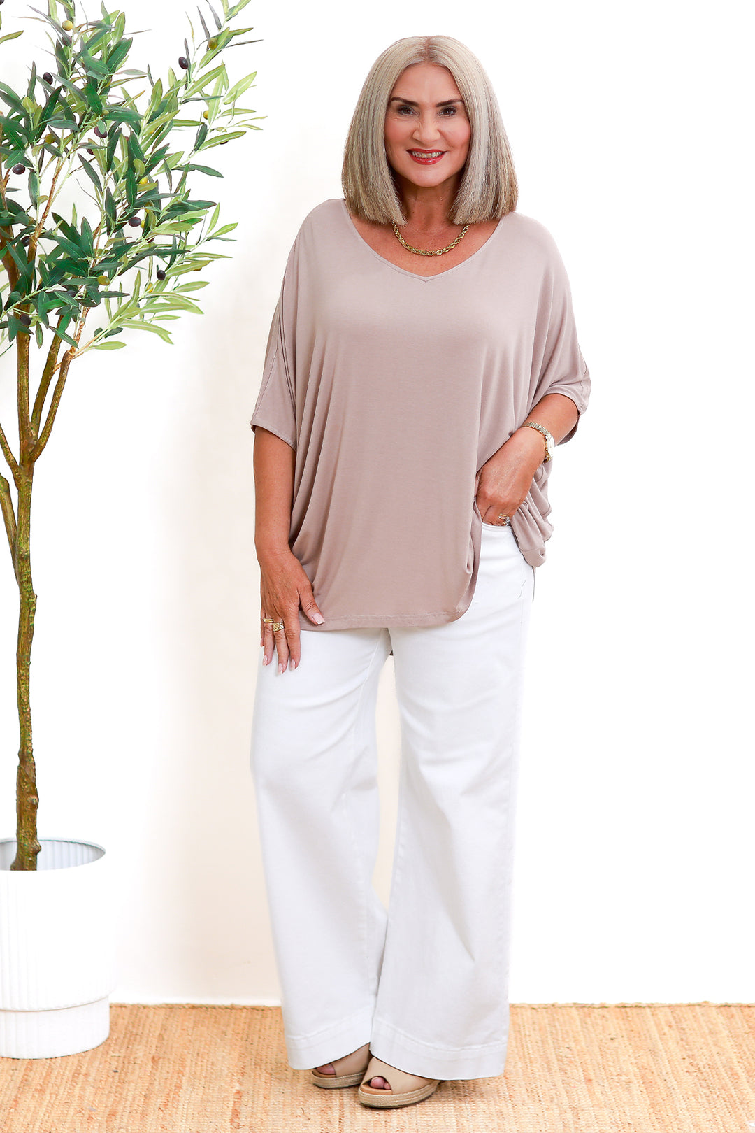 Armeni Batwing T Shirt | Taupe