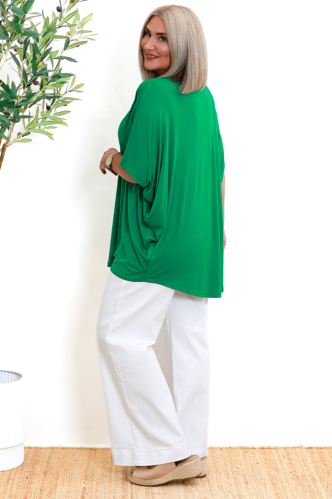 Armeni Batwing T Shirt | GREEN
