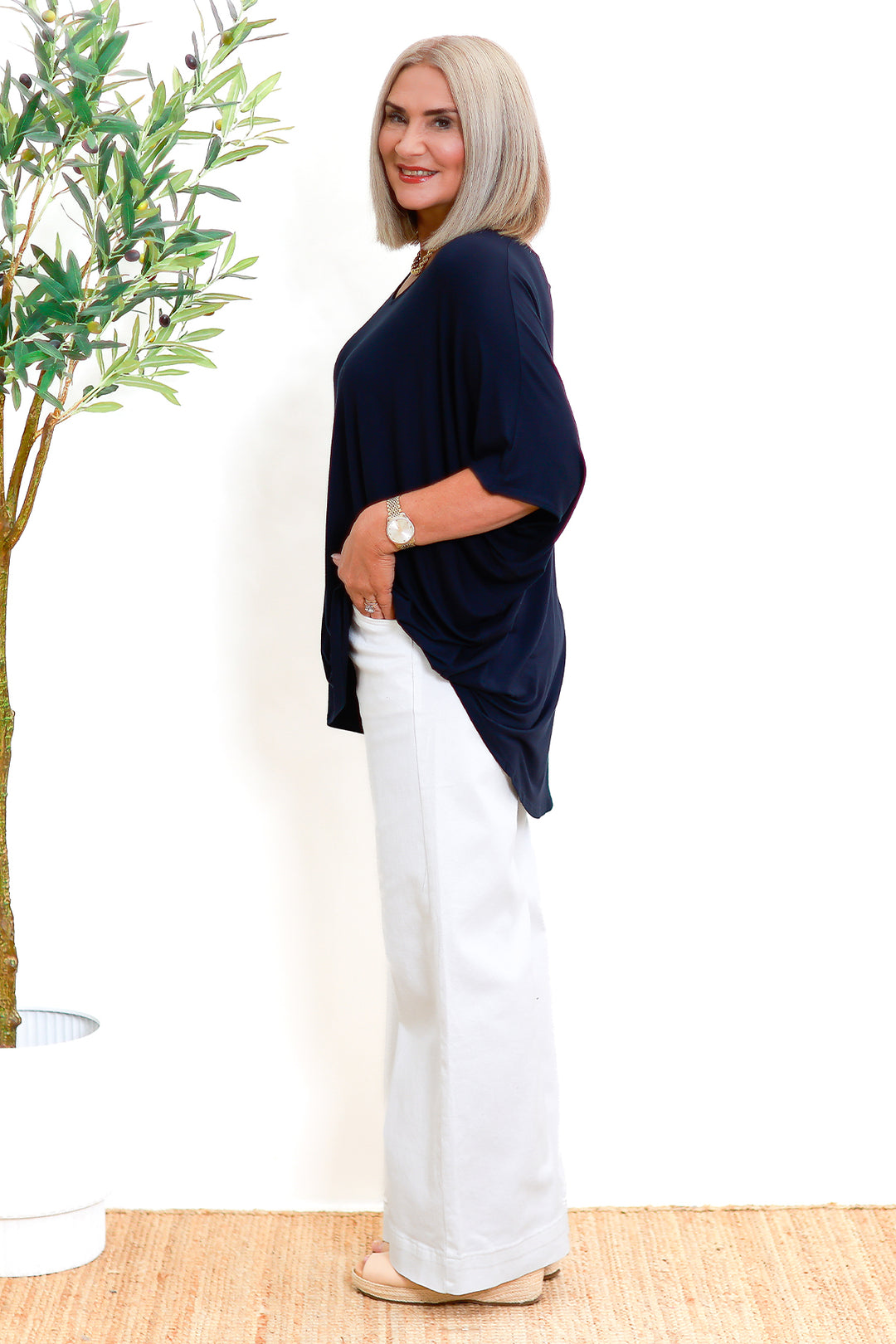 Armeni Batwing T Shirt | NAVY