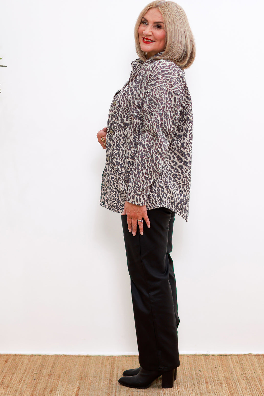 Denim side pocket shacket | LEOPARD