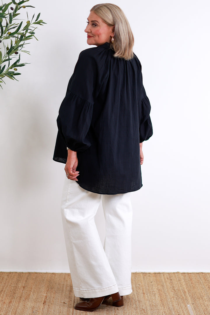 Greeta Relaxed Shirt | Black