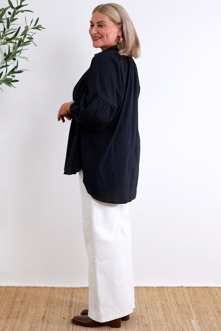 Greeta Relaxed Shirt | Black