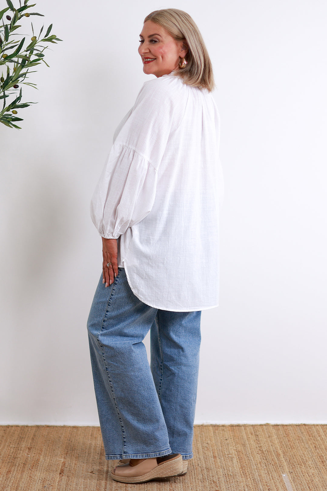 Greeta Relaxed Shirt | White