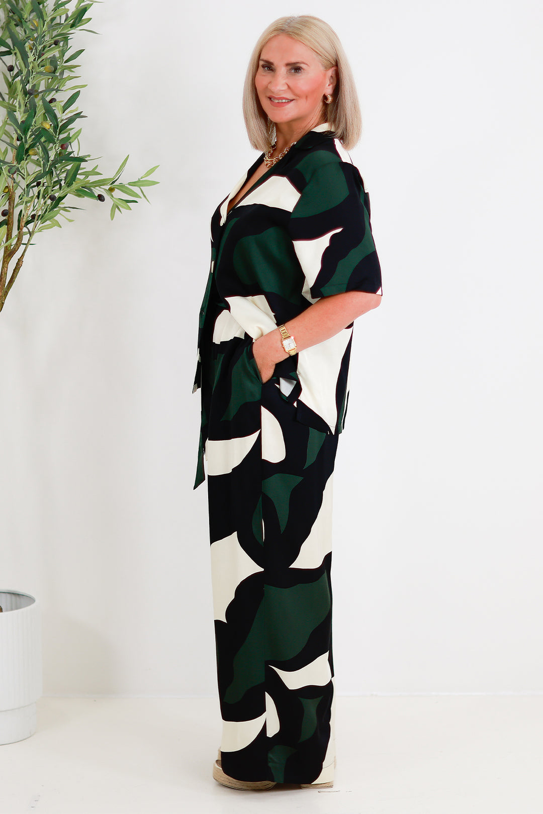 Tarni Luxe Shirt | IRIS ABSTRACT PRINT