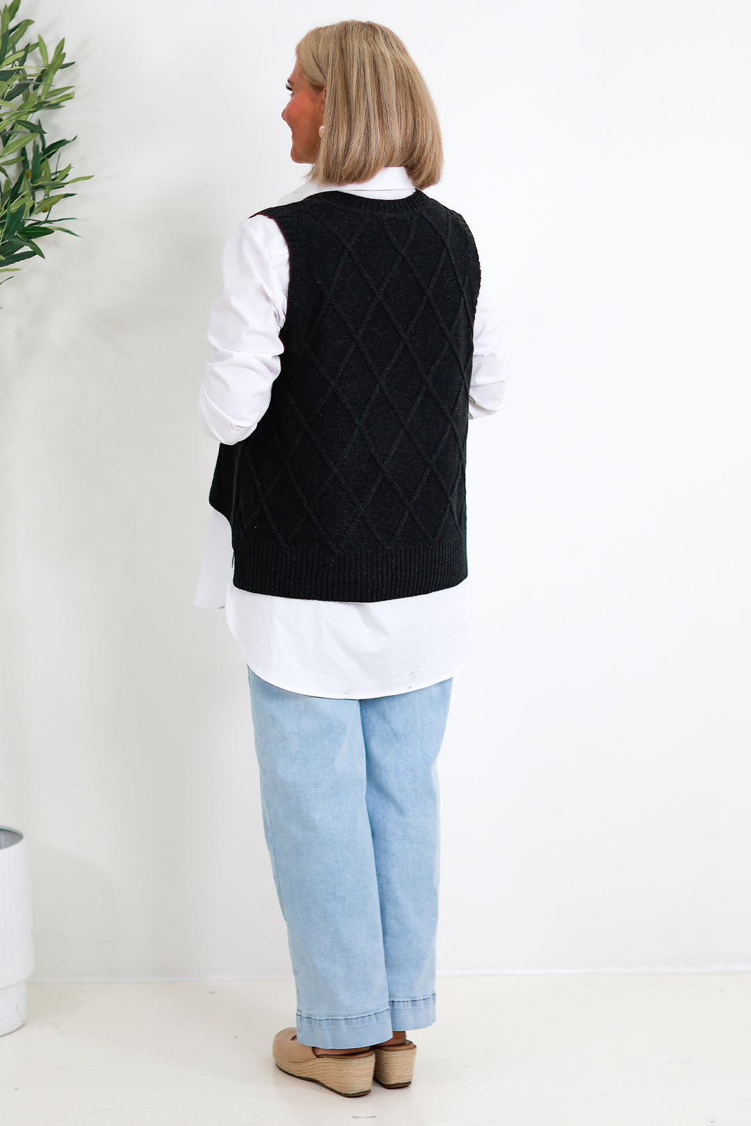 Liora Knit Vest | CHARCOAL