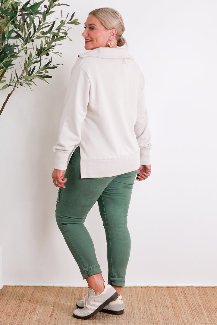 New York Glam Stretch Jean | KHAKI