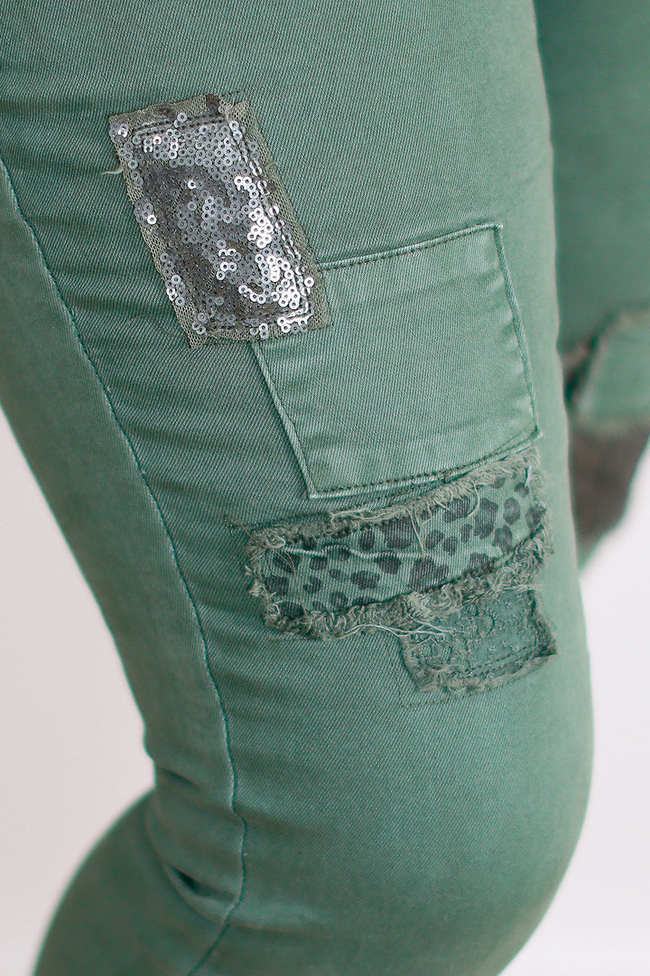 New York Glam Stretch Jean | KHAKI