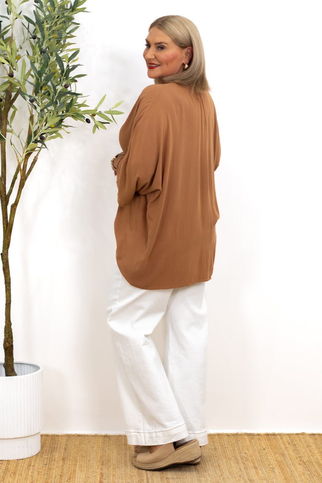 Allure Twist Top | CARAMEL