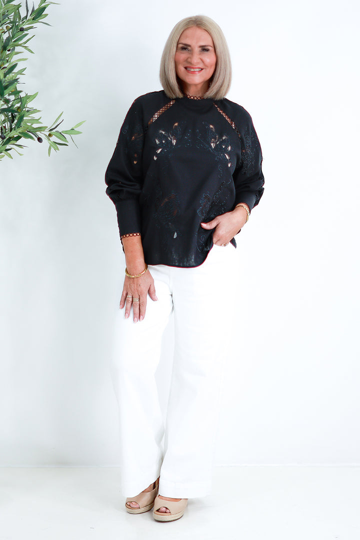 Aven Embroidered Blouse | BLACK