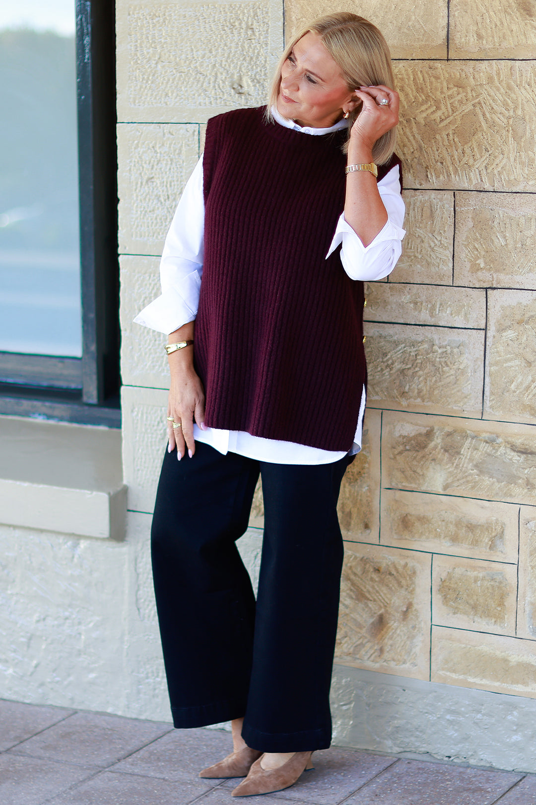 NEW Round Neck Vest | WINE