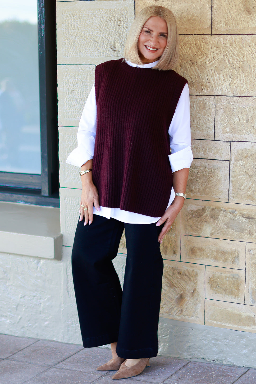 NEW Round Neck Vest | WINE