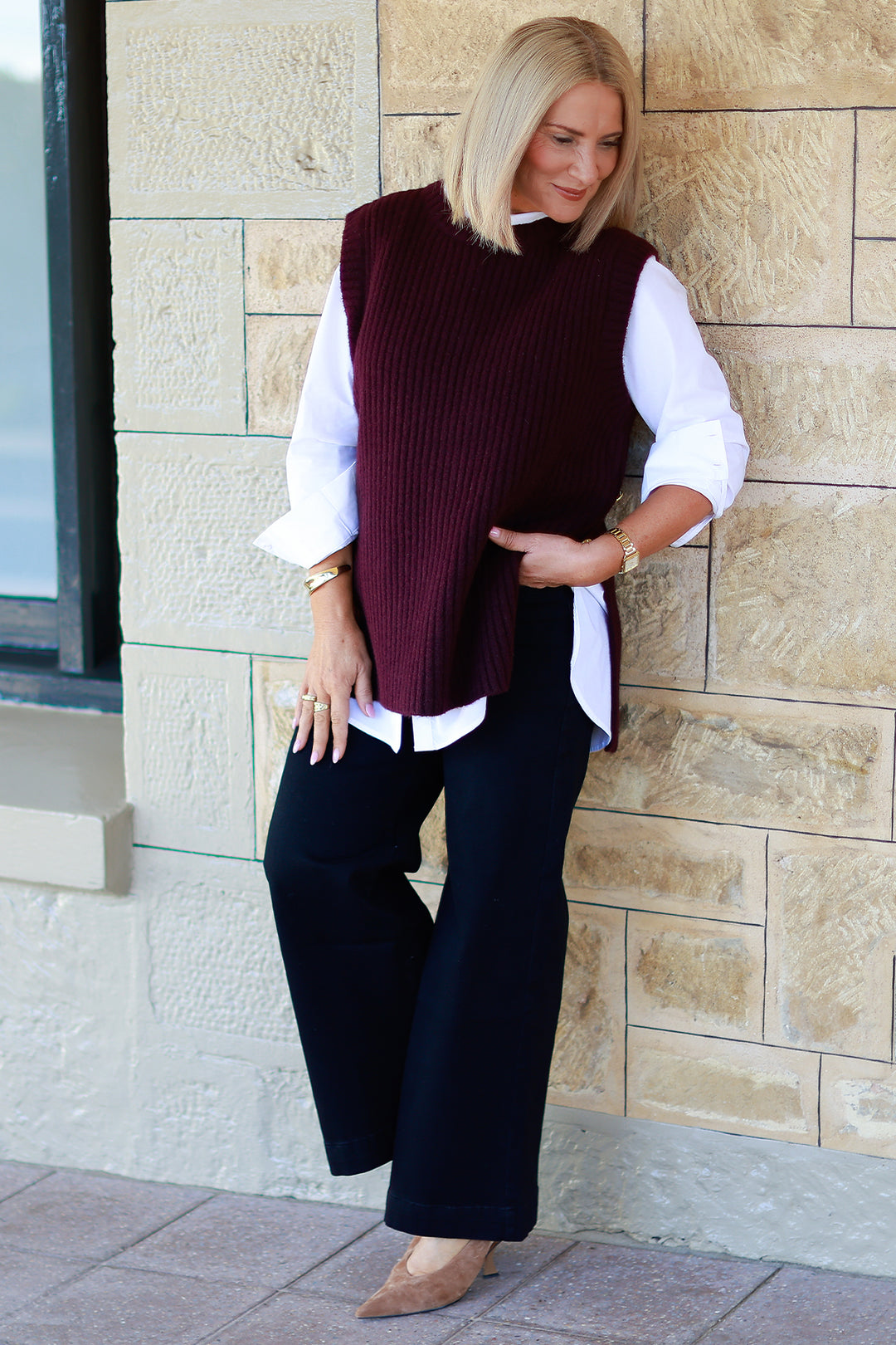 NEW Round Neck Vest | WINE