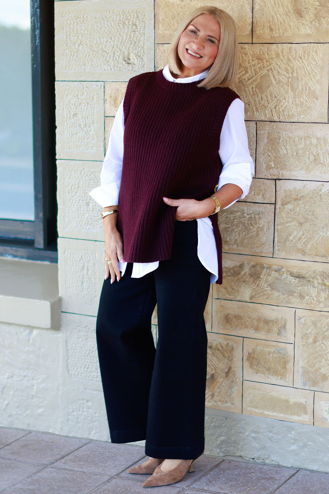NEW Round Neck Vest | WINE