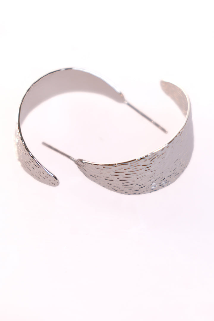 Artemis Earring | STAMPED HOOP