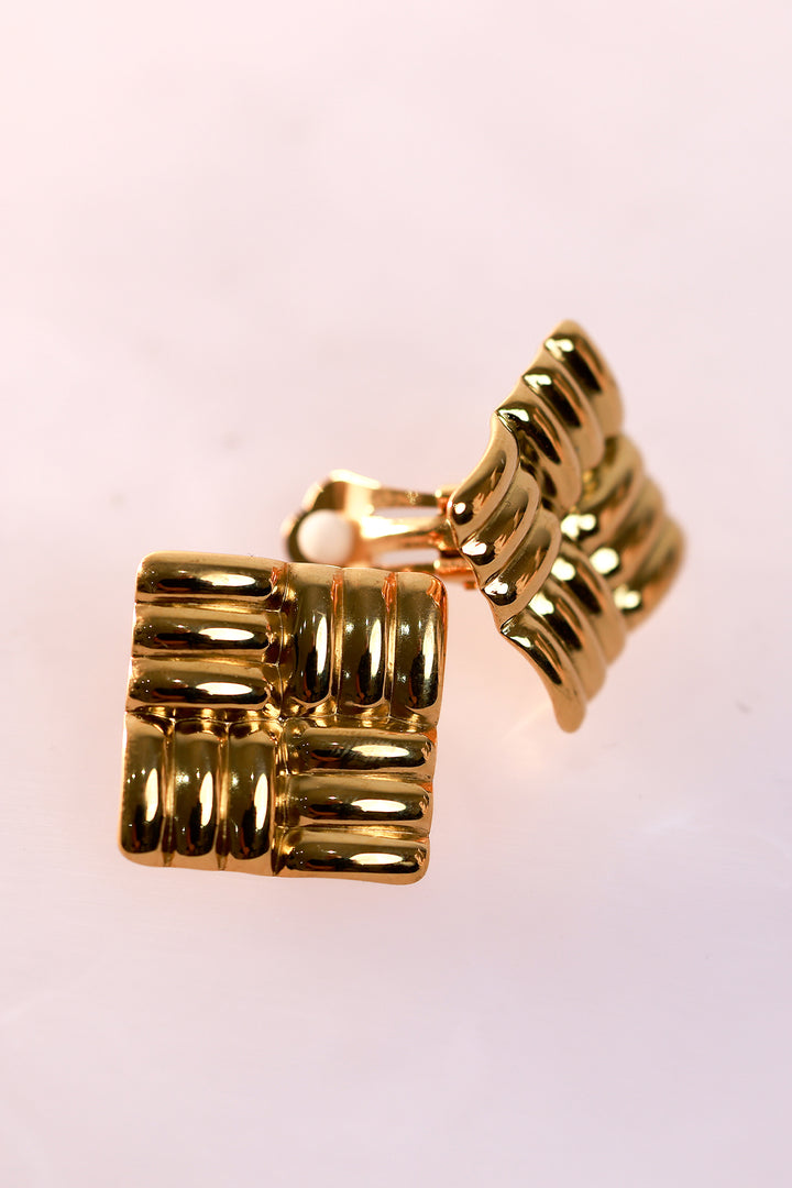 Melenia Clip On Earring | SQUARE CLIP