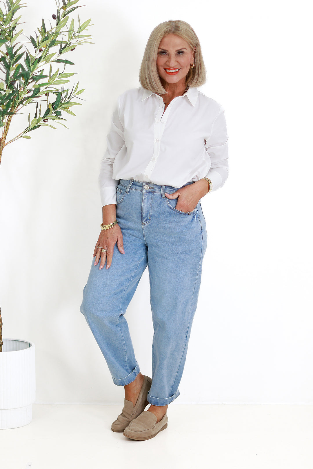 Hendrix Relaxed Stretch Jean | LIGHT BLUE