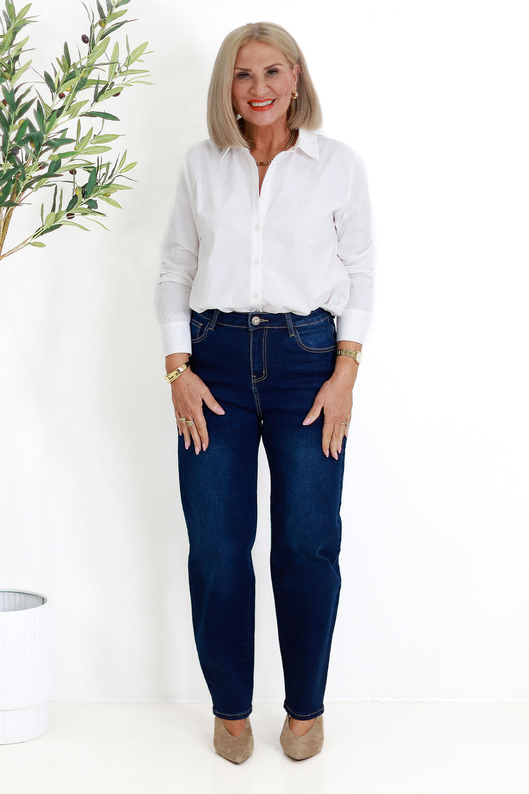 Baroness Straight Stretch Jeans | MID BLUE