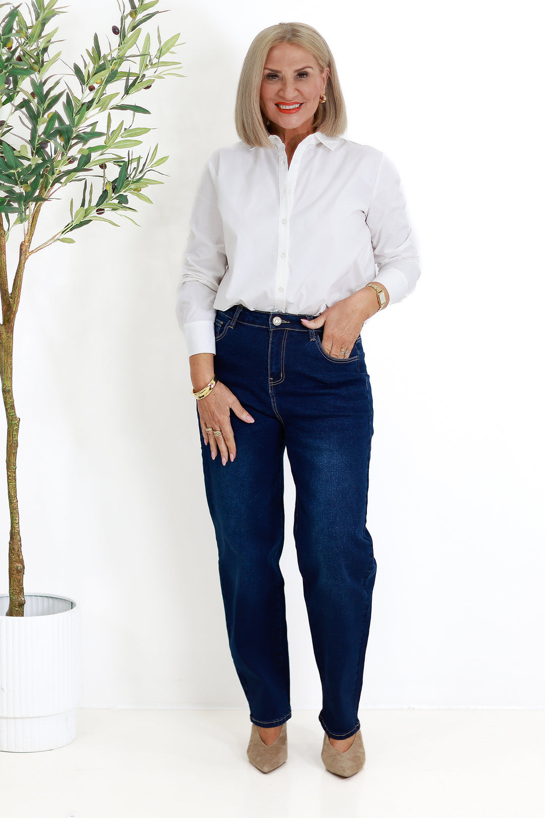 Baroness Straight Stretch Jeans | MID BLUE