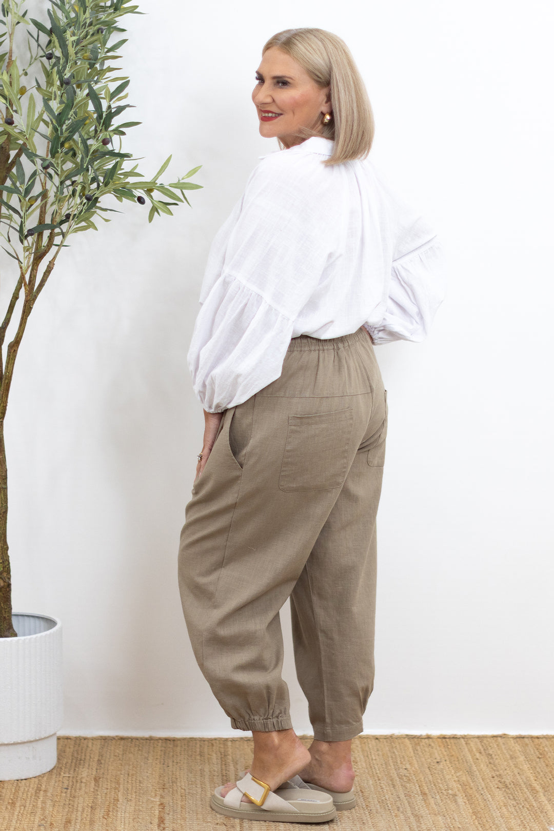 Kali Pants | Latte Taupe
