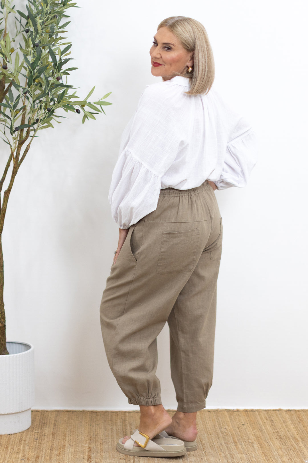 Kali Pants | Latte Taupe