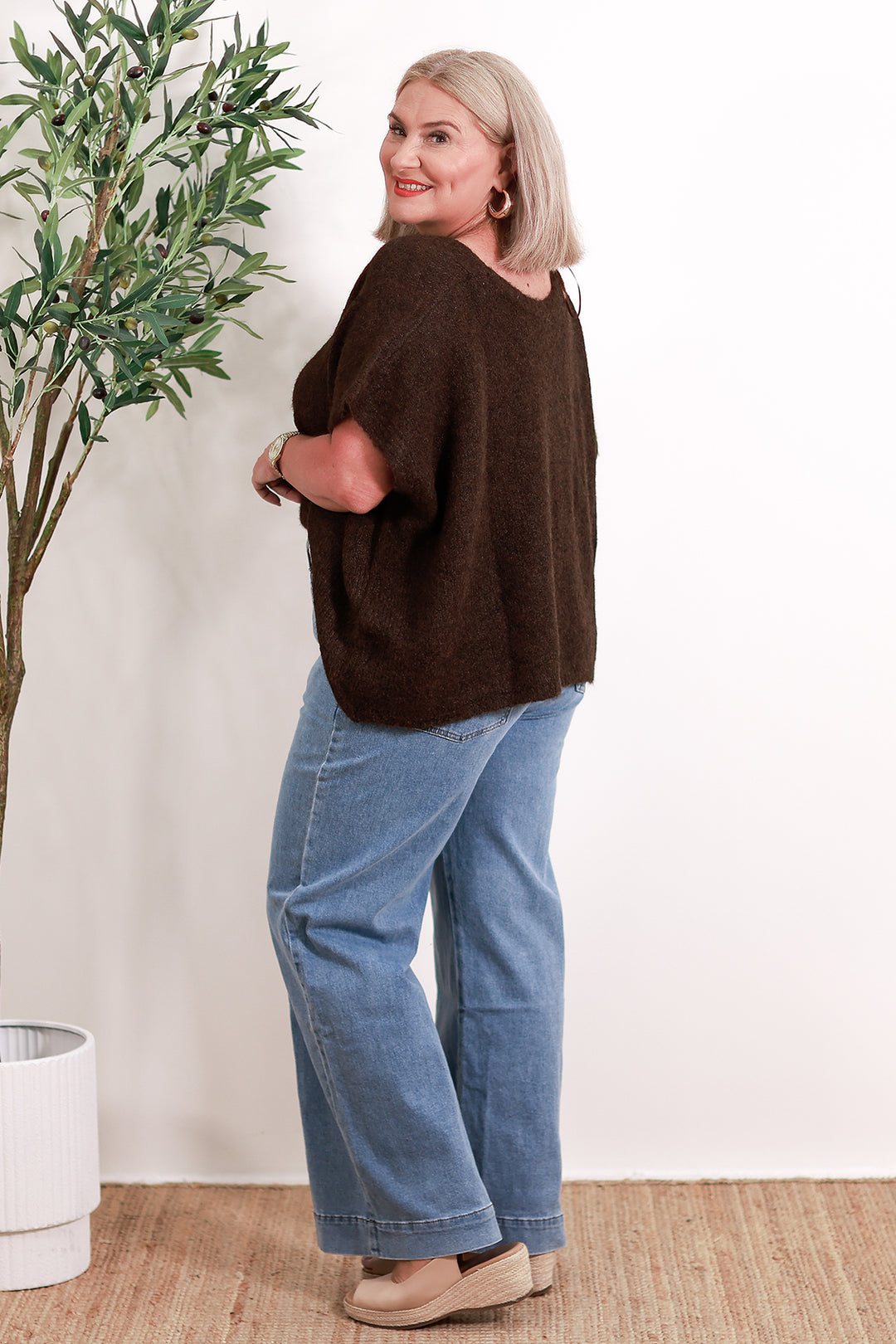 Lara Vest | CHOC BROWN