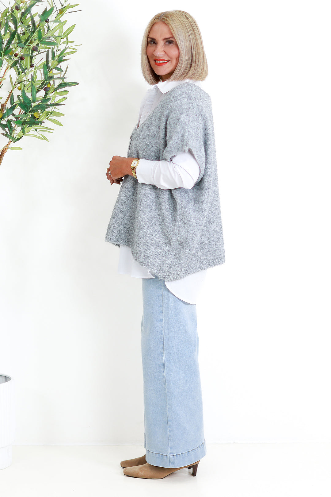 Lara Vest | GREY