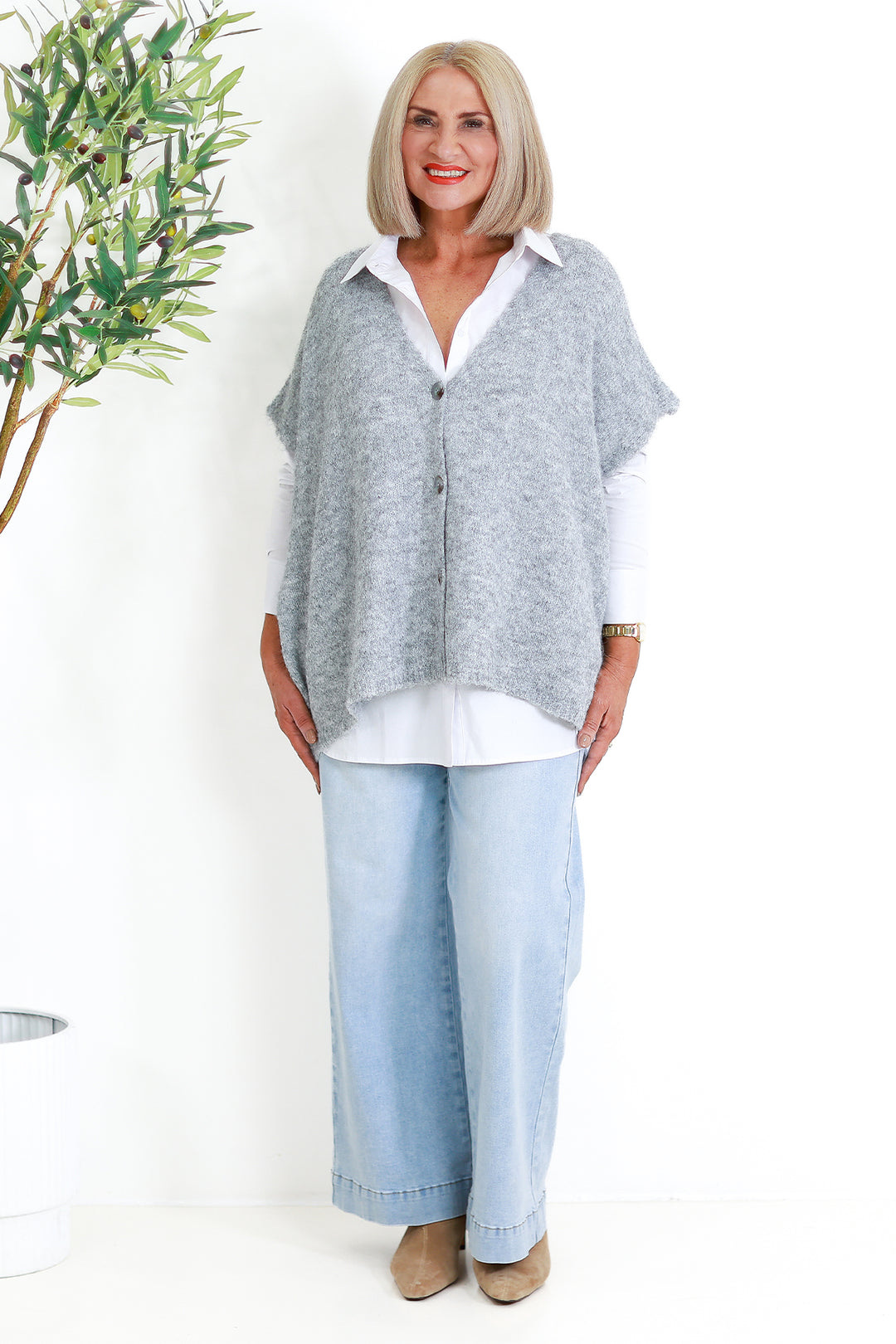 Lara Vest | GREY