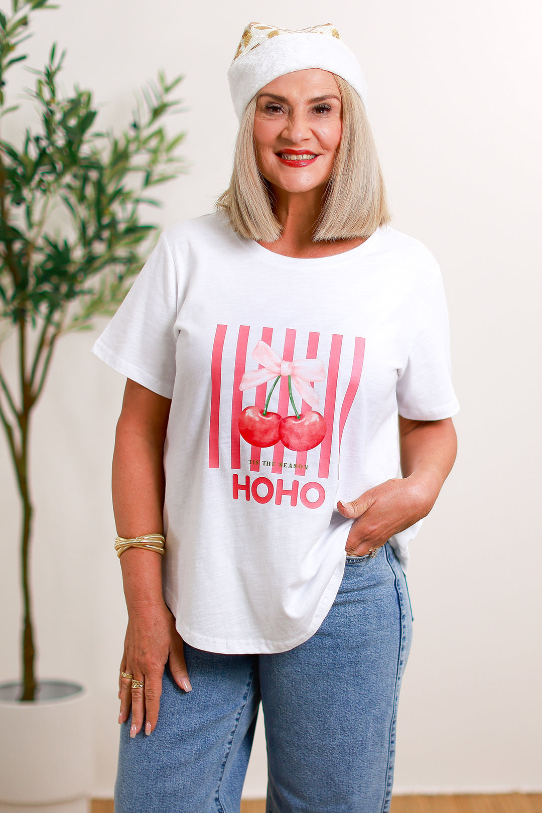 HO HO Christmas T-Shirt | WHITE