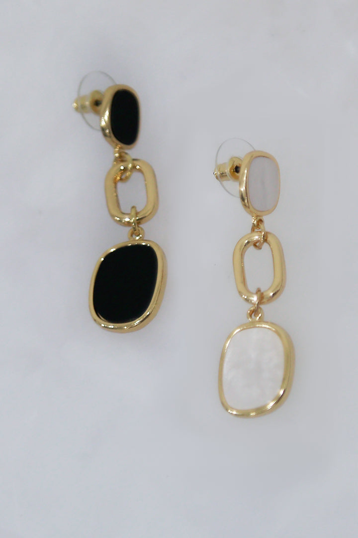 Rocky Earring | White
