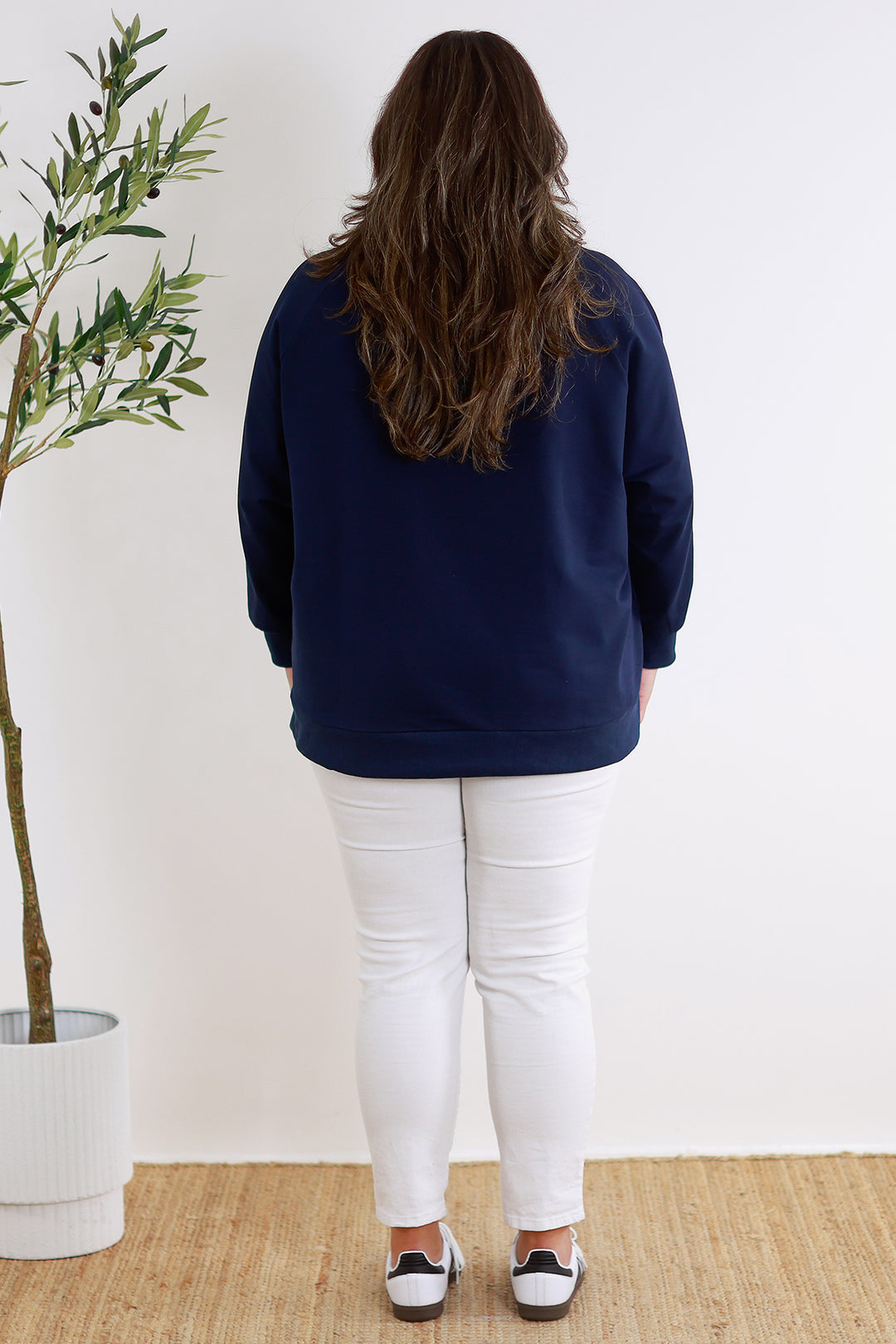 Young Hearts Crew | NAVY