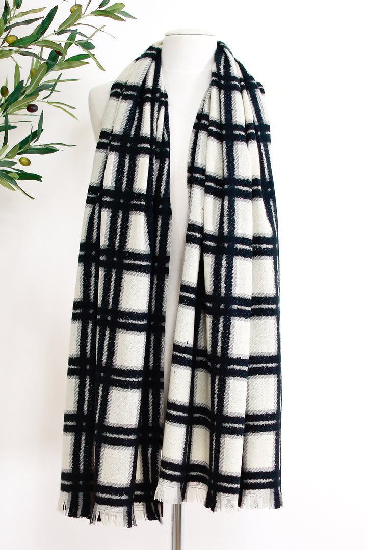 Aman Scarf | Black