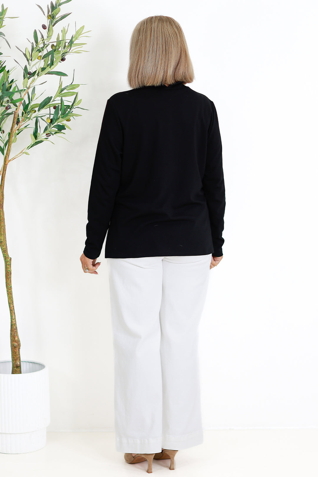 Turtle Neck Skiv | BLACK