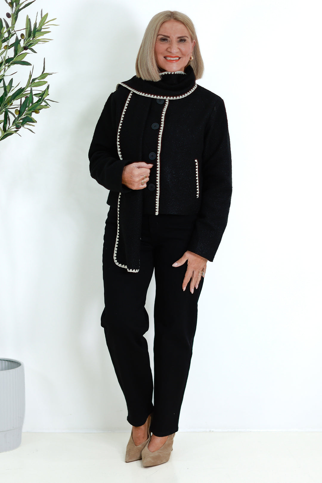 Audree Boucl'e Jacket & Scarf | BLACK & CREAM