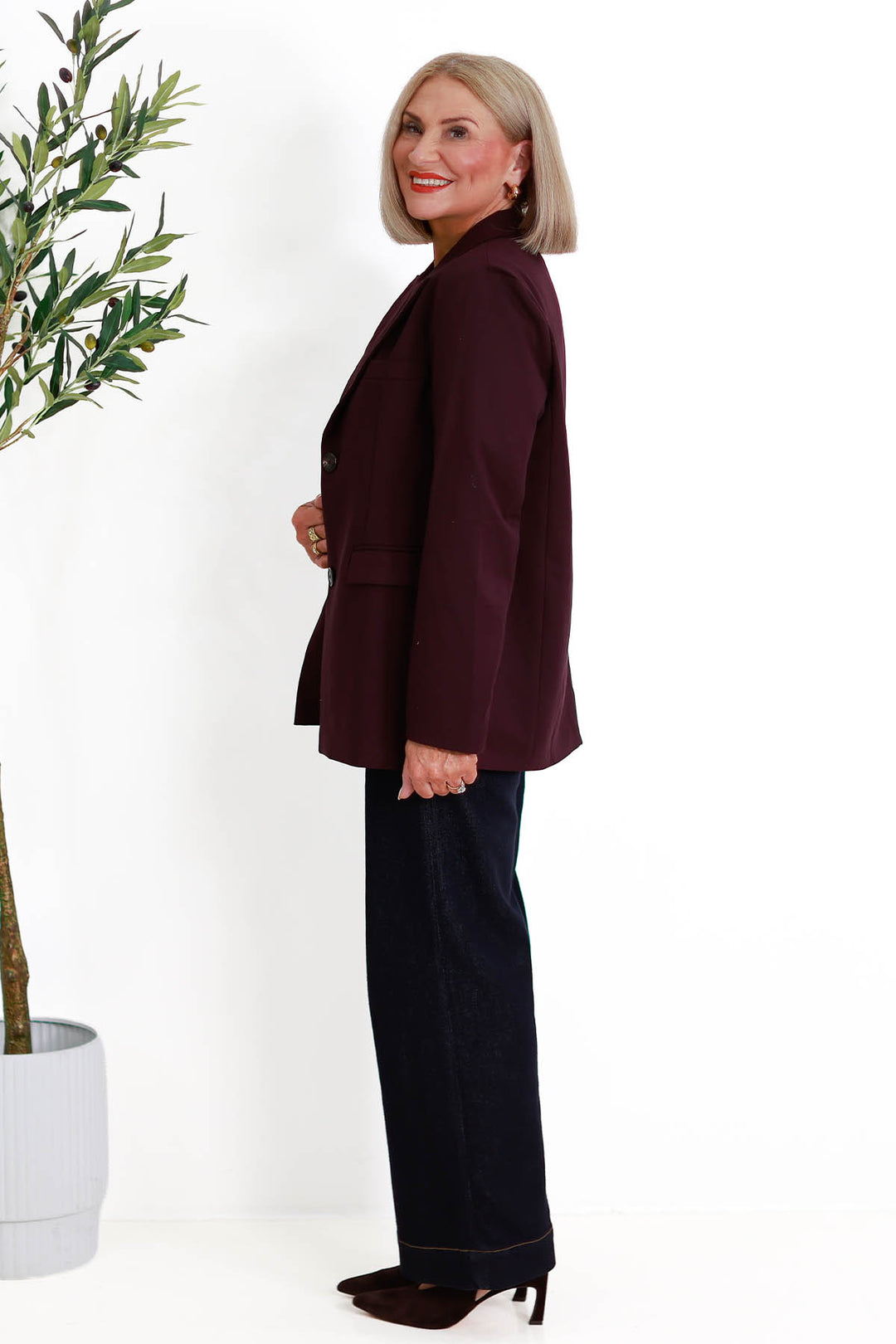 Eden Stretch Blazer | WINE