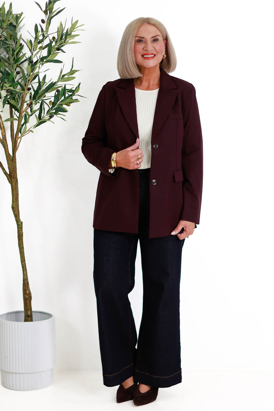 Eden Stretch Blazer | WINE