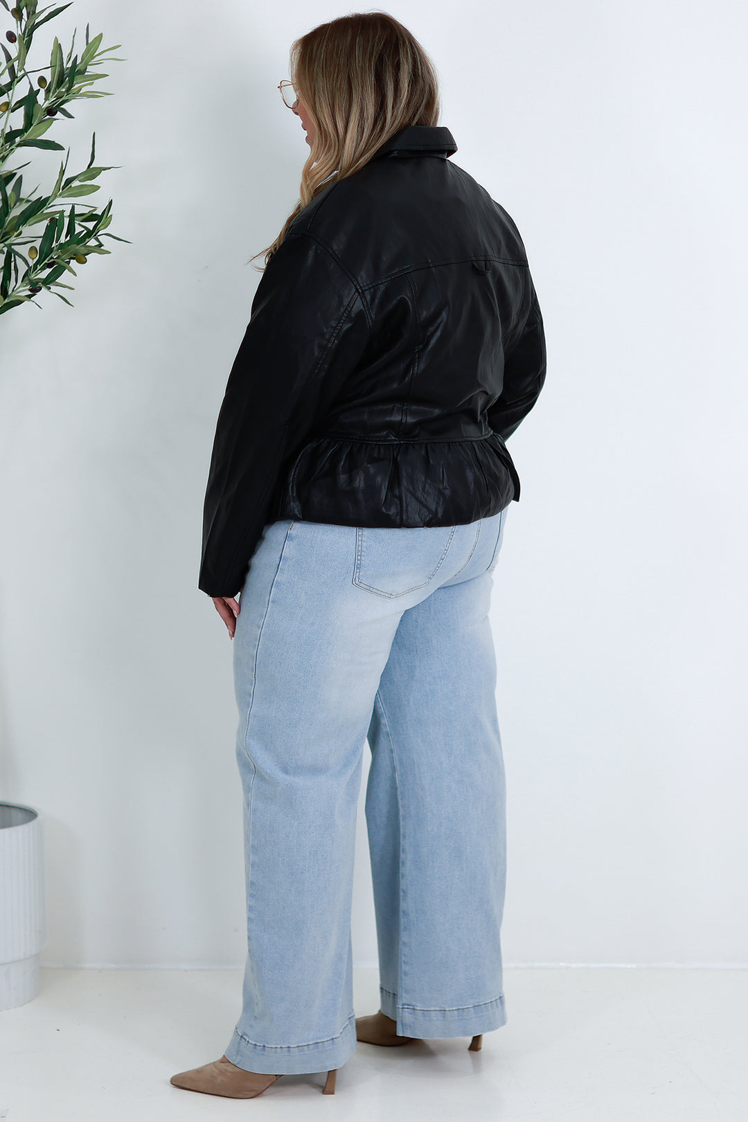Lucia Peplum Jacket | BLACK