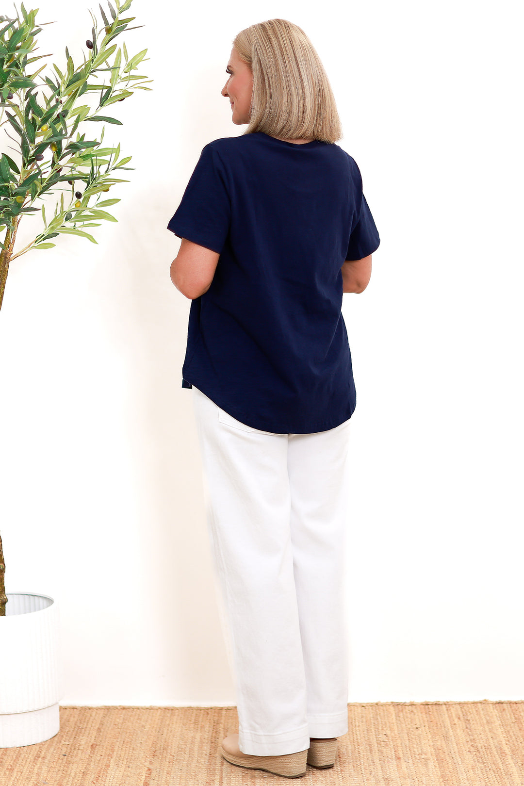 Young Hearts T-Shirt | NAVY