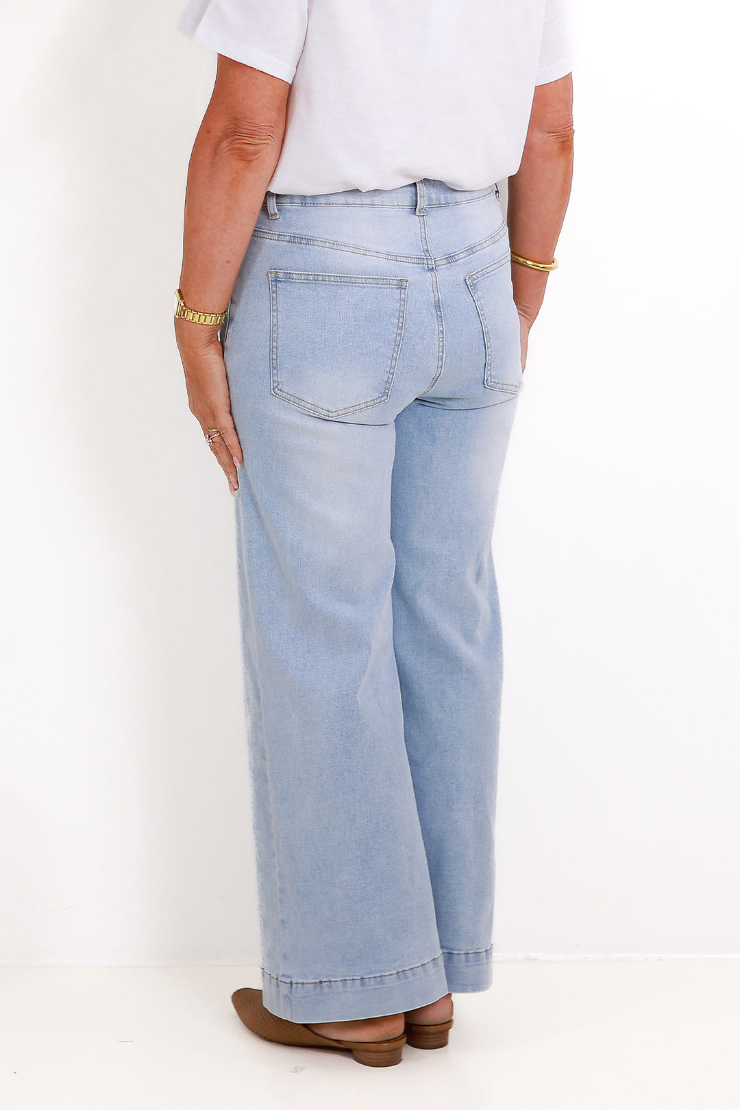 Almas Manor Stretch Jeans | Light Blue
