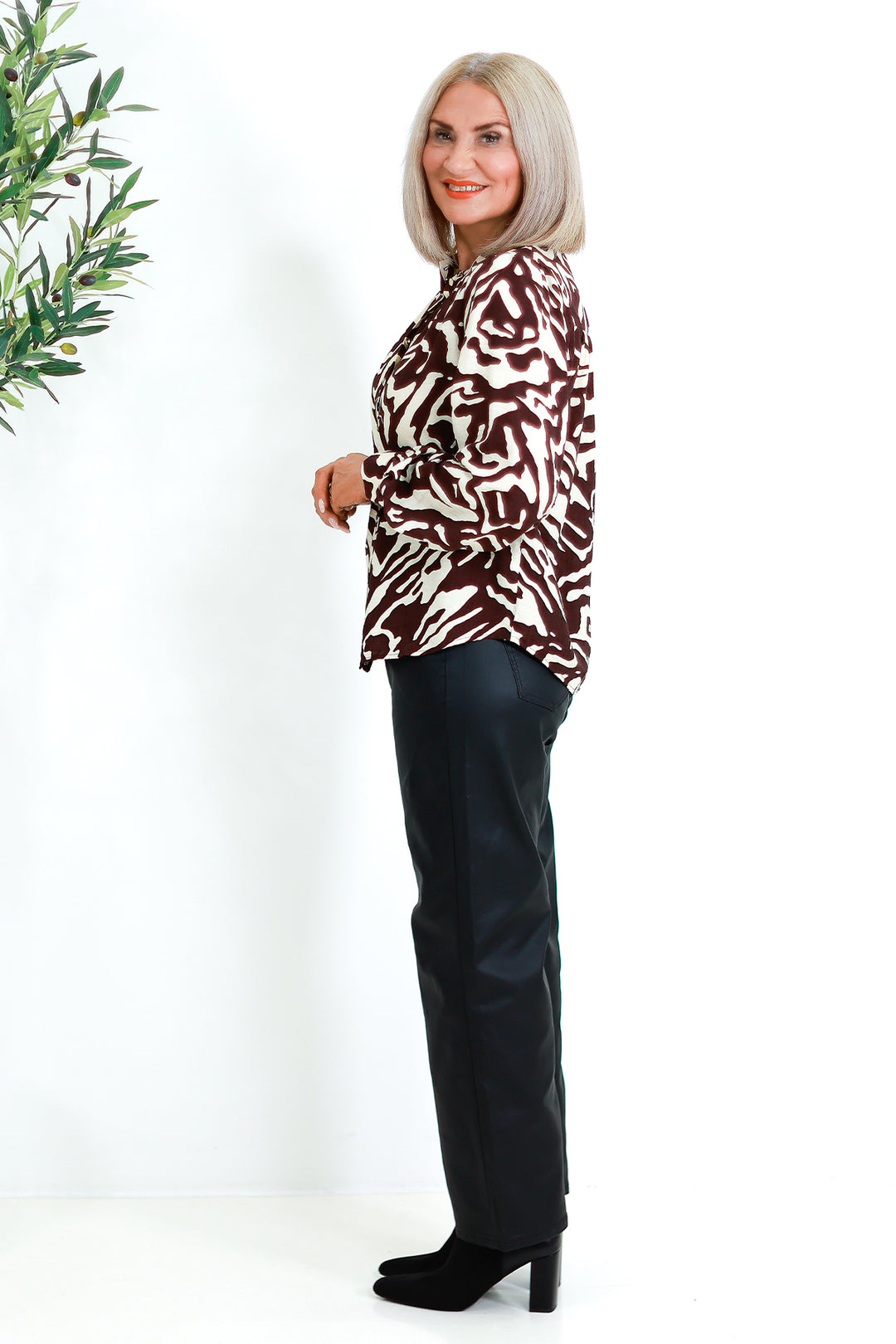 Sacred Wave Shirt | CHERRY
