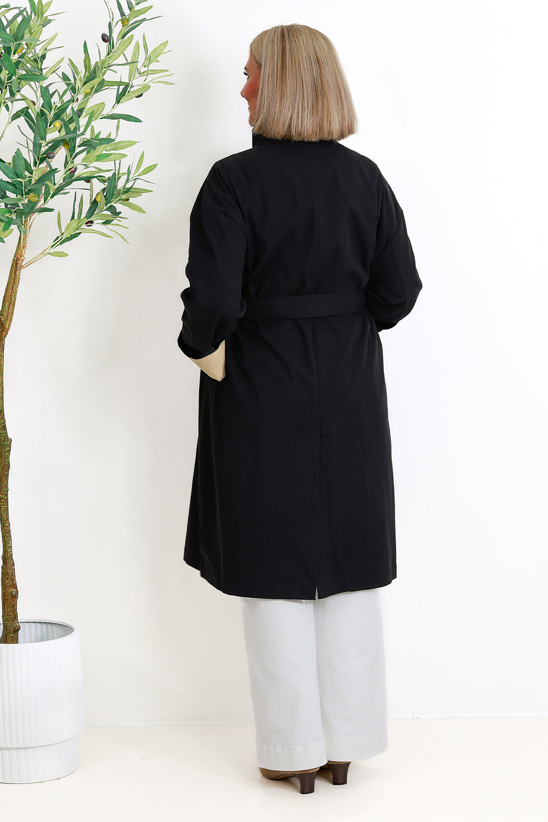Eva Trenchcoat | BLACK