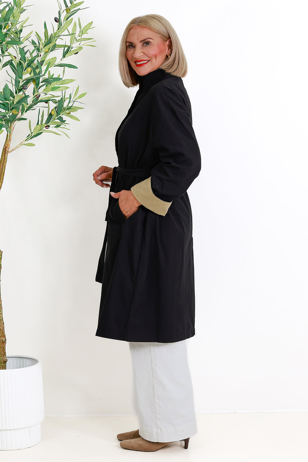 Eva Trenchcoat | BLACK