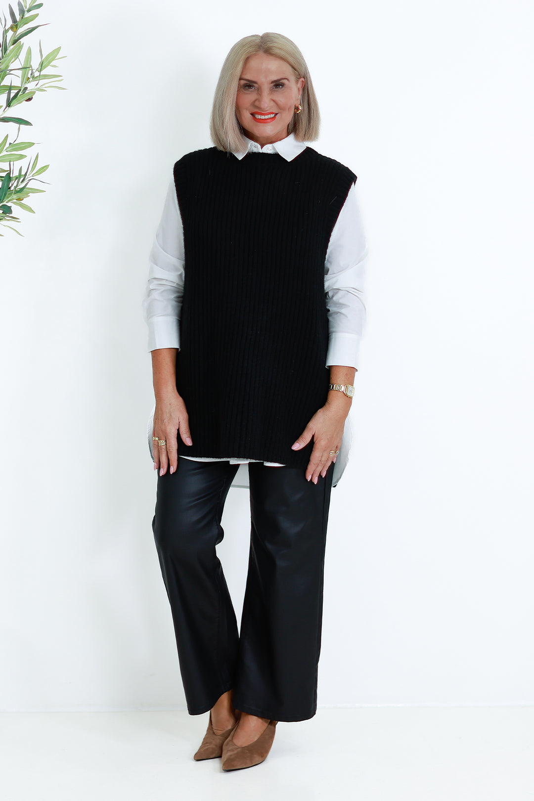 NEW Round Neck Vest | BLACK